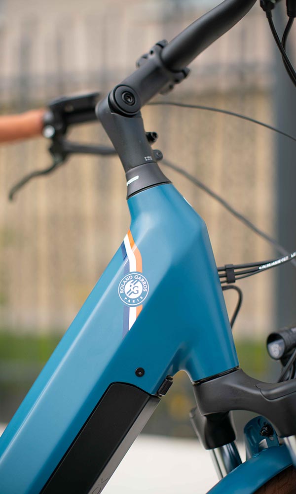 E-Bike iSwan, special edition for Roland Garros tournament